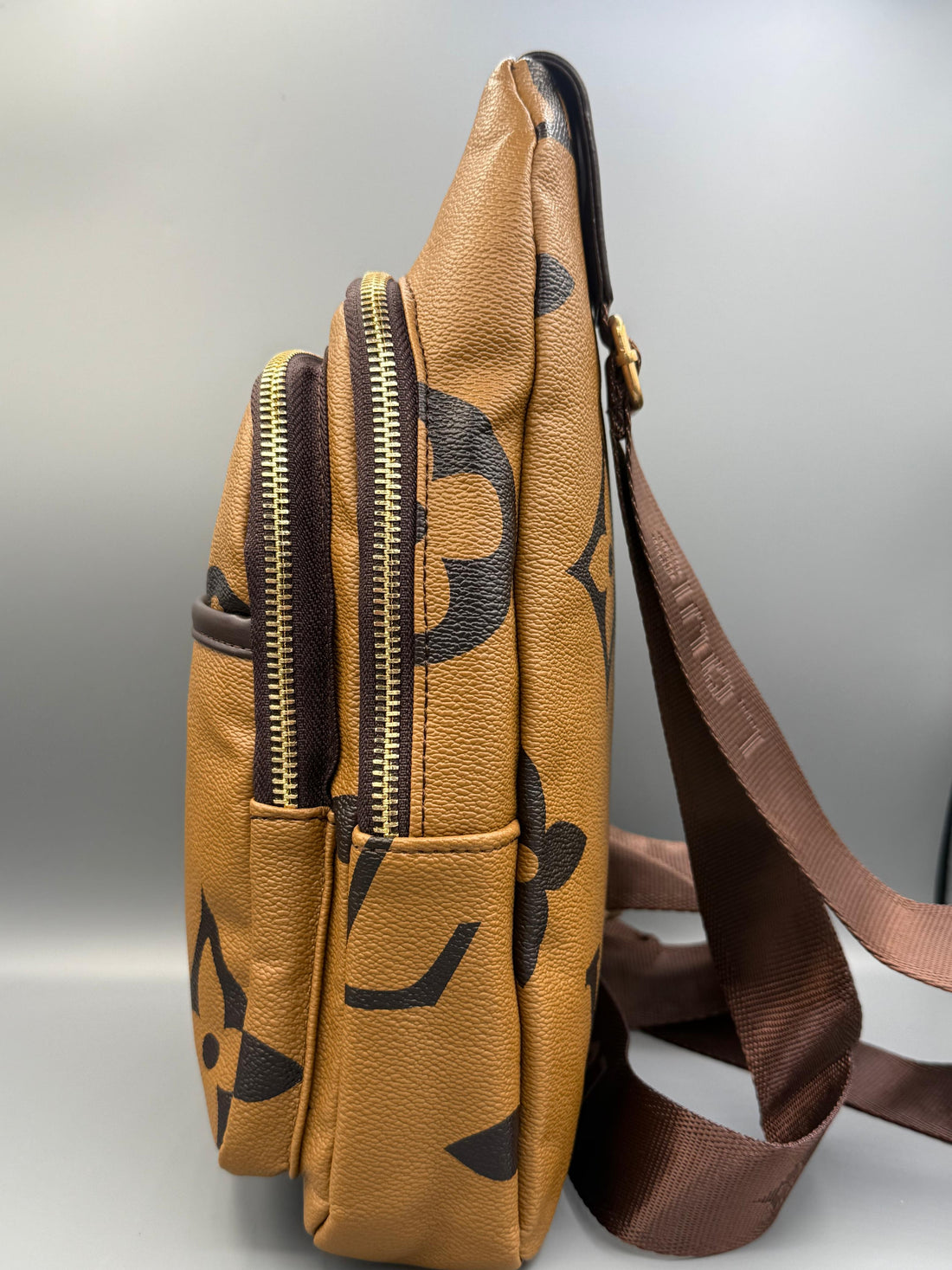 Branded Shoulder Bag Premium